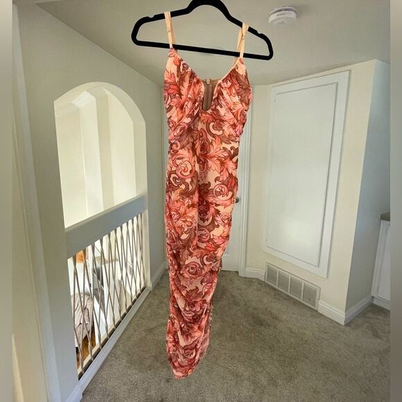 Elliatt Mesh overlay Midi dress, M - Picture 3 of 8